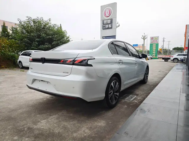 Peugeot 408 — Фото автомобиля 14