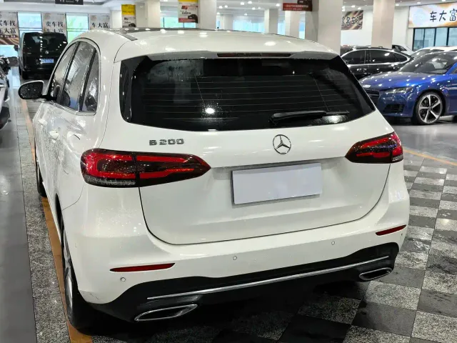 Mercedes-Benz B-Class — Фото автомобиля 4
