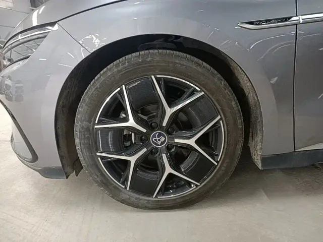 BYD Han — Фото автомобиля 22
