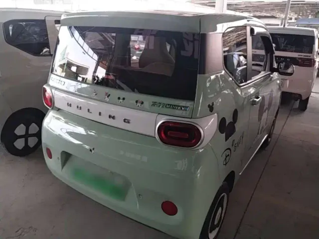 Wuling Hongguang Mini EV — Фото автомобиля 4