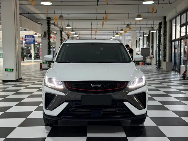 Geely Binyue — Фото автомобиля 3
