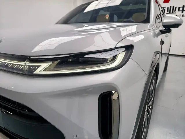 Huajing Baojun S — Фото автомобиля 10