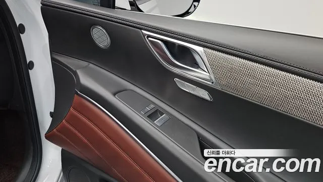 Genesis GV80 — Фото автомобиля 29