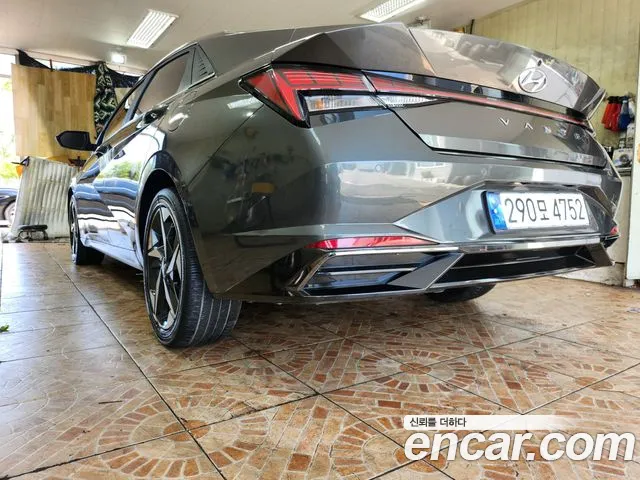 Hyundai AVANTE Avante (CN7) — Фото автомобиля 15