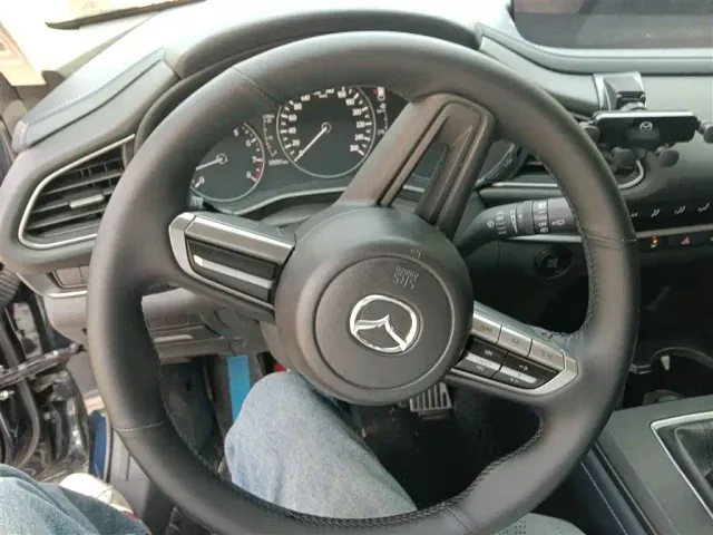 Mazda CX-30 — Фото автомобиля 10
