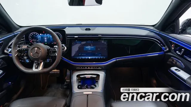 Mercedes-Benz E-Class — Фото автомобиля 7