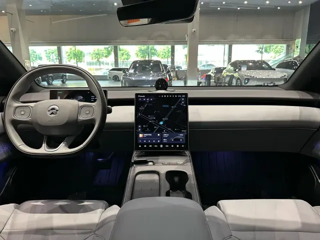 Nio ET5 Touring — Фото автомобиля 13