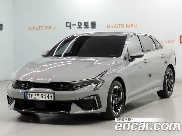 Фотография автомобиля — Kia K5 Generation 3