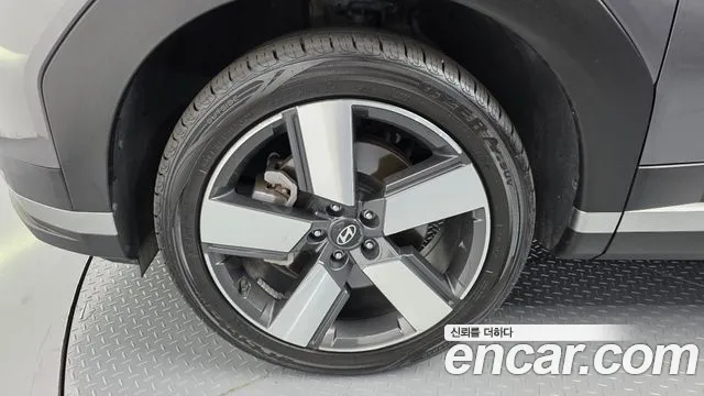 Hyundai Santa Fe MX5 — Фото автомобиля 5
