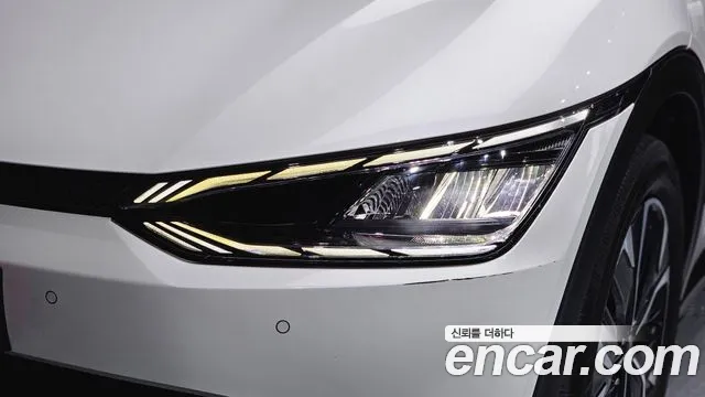 Kia EV6 — Фото автомобиля 22