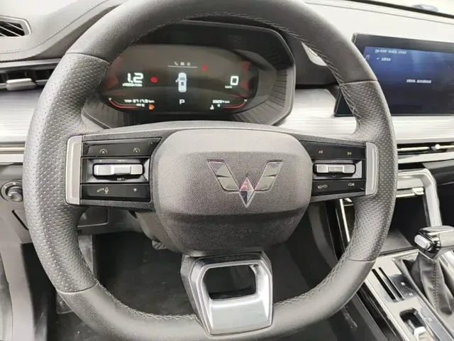 Wuling Asta — Фото автомобиля 10