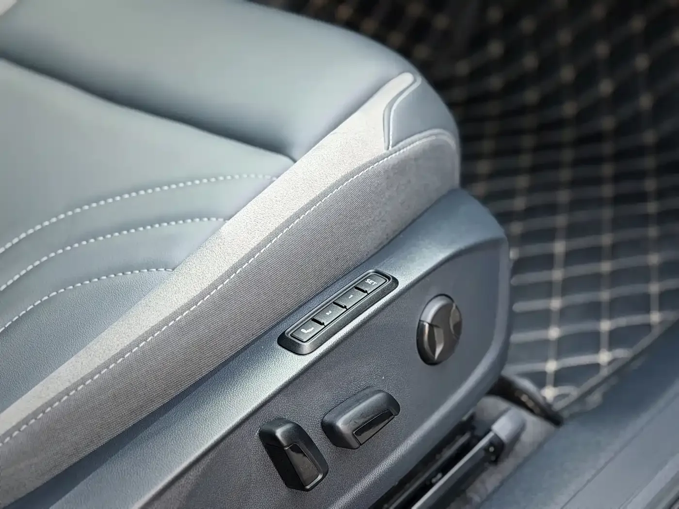 Volkswagen ID.4 CROZZ 2022 Long Range Lite PRO Edition — Фото автомобиля 20