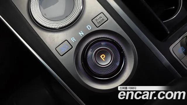 Genesis GV80 2.5T Бензин AWD — Фото автомобиля 4