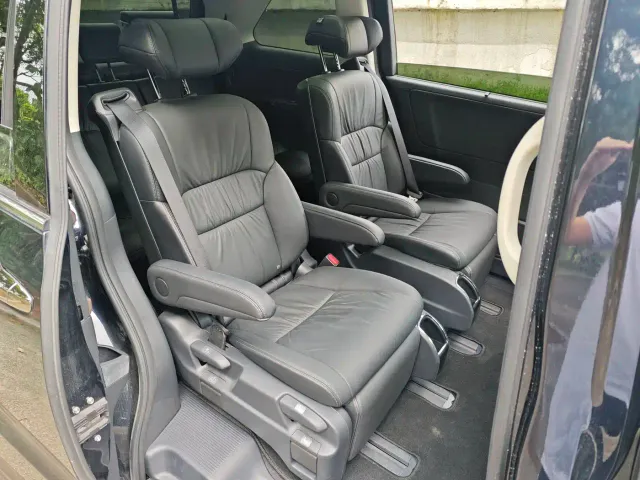 Honda Odyssey — Фото автомобиля 9