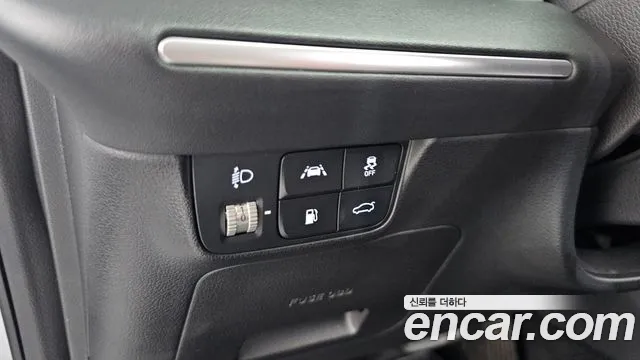 Hyundai Grandeur Premium — Фото автомобиля 16