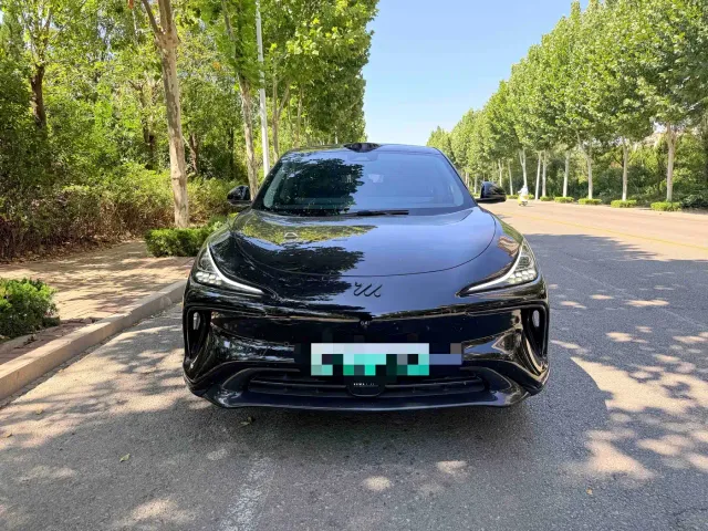 IM Motors LS6 — Фото автомобиля 8