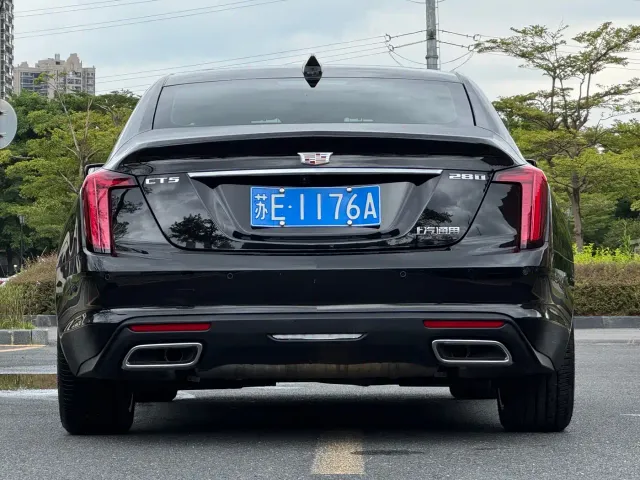 Cadillac CT5 — Фото автомобиля 6