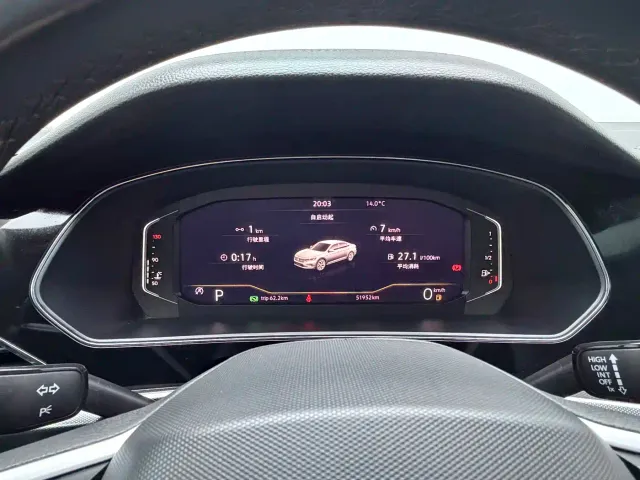 Volkswagen Passat — Фото автомобиля 14