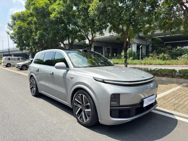Li Auto L9 — Фото автомобиля 3