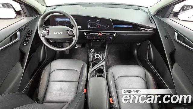 Kia Niro New — Фото автомобиля 10