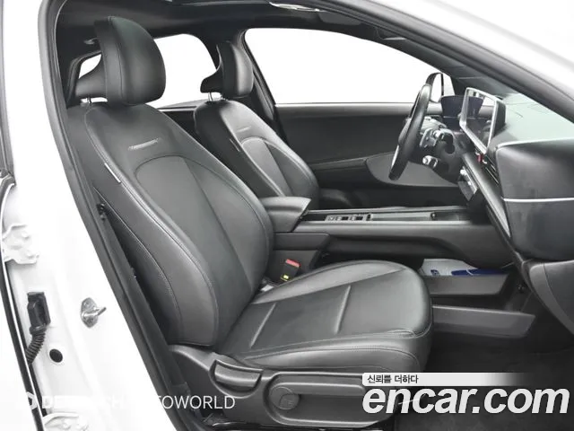 Hyundai Ioniq 6 — Фото автомобиля 10