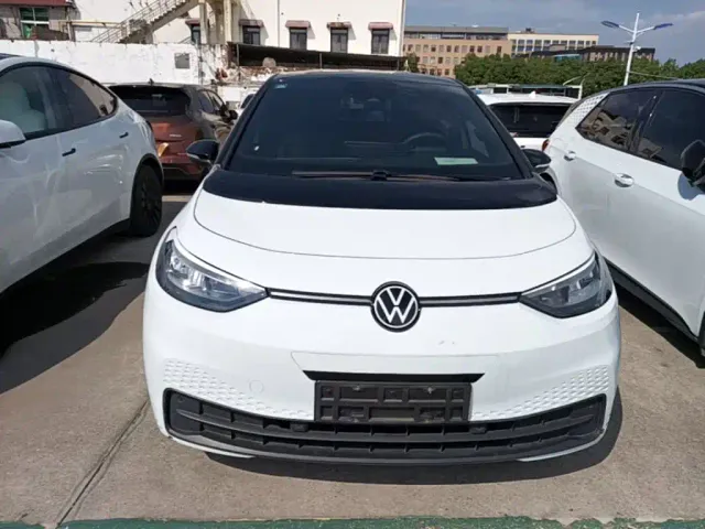 Volkswagen ID.3 — Фото автомобиля 2