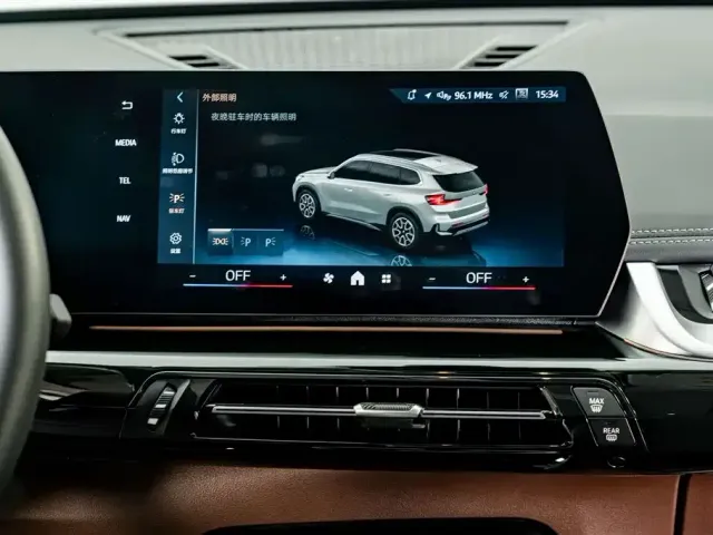 BMW X1 — Фото автомобиля 13