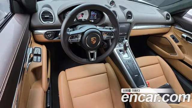 Porsche 718 — Фото автомобиля 10