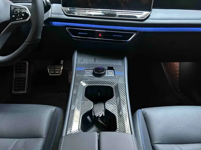 Volkswagen Tiguan L — Фото автомобиля 7