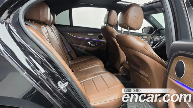 Mercedes-Benz E-Class W213 — Фото автомобиля 17