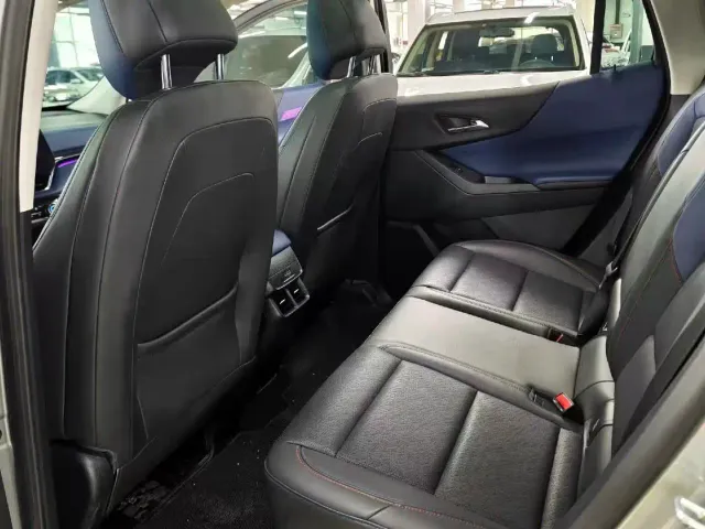 Chevrolet Equinox Plus — Фото автомобиля 6
