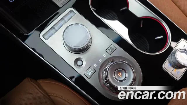 Genesis GV80 — Фото автомобиля 12