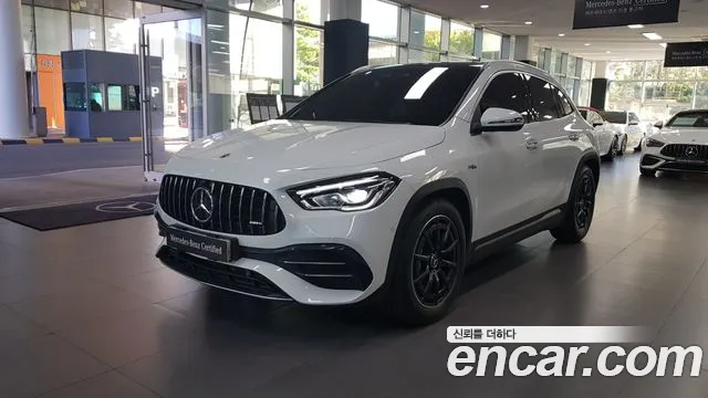 Фотография автомобиля — Mercedes-Benz GLA-Class H247