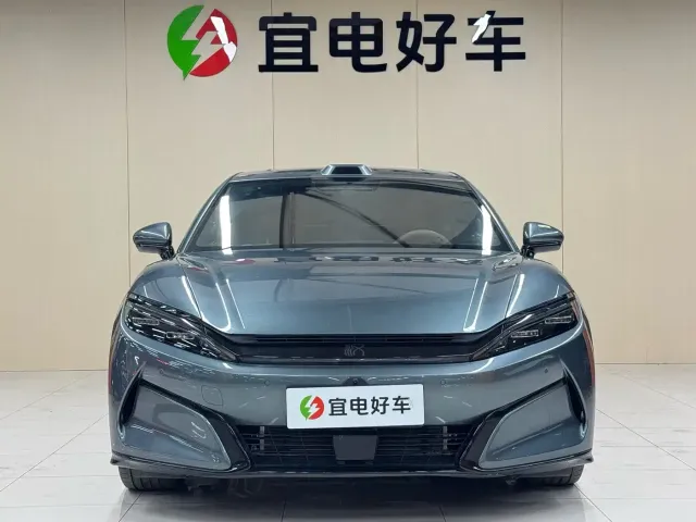 BYD Han L — Фото автомобиля 2