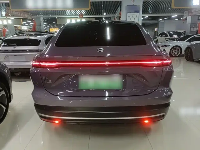 Nio EC6 — Фото автомобиля 5