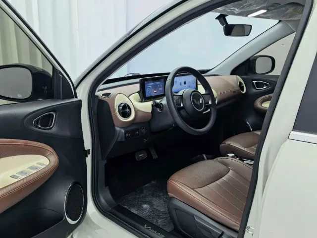Wuling Bingo — Фото автомобиля 10