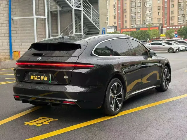 Nio ET5 Touring — Фото автомобиля 8