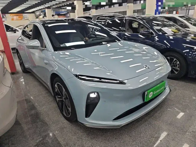 Nio ET5 Touring — Фото автомобиля 3