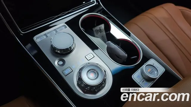 Genesis GV80 2.5T Бензин AWD — Фото автомобиля 9