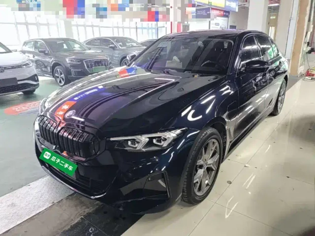 Фотография автомобиля — BMW i3