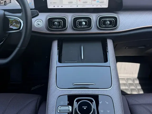 Chery Tiggo 9 — Фото автомобиля 11