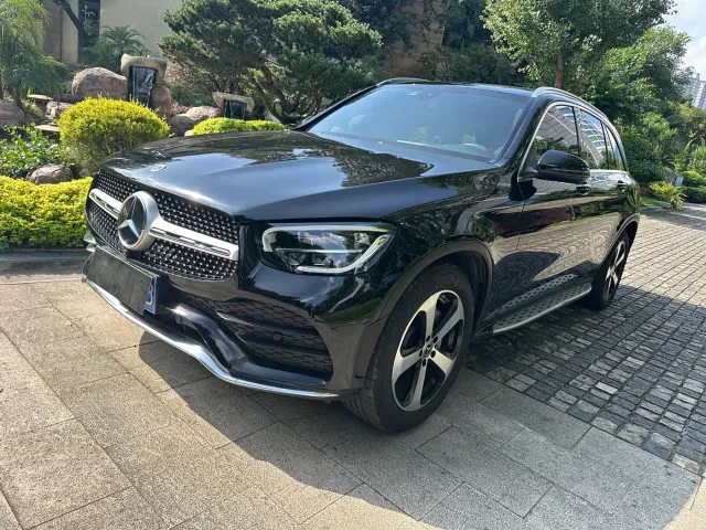 Фотография автомобиля — Mercedes-Benz GLC-Class