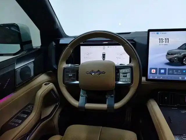 BYD FangChengBao Leopard 8 — Фото автомобиля 10