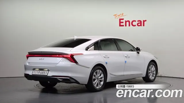 Kia K8 — Фото автомобиля 2