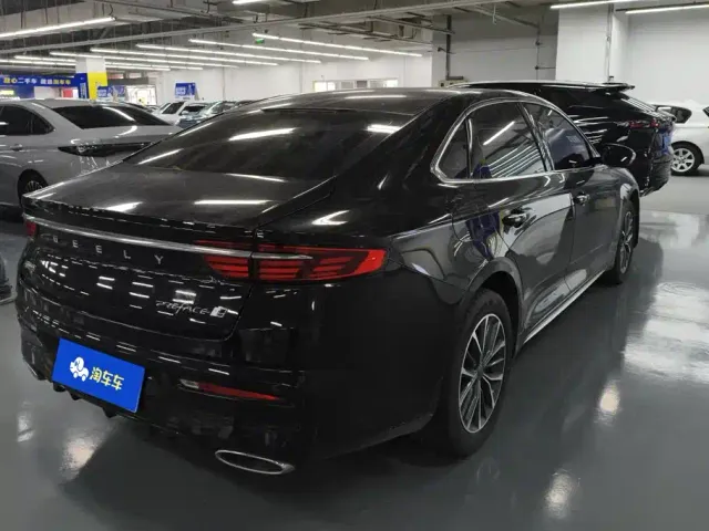 Geely Xingrui — Фото автомобиля 3