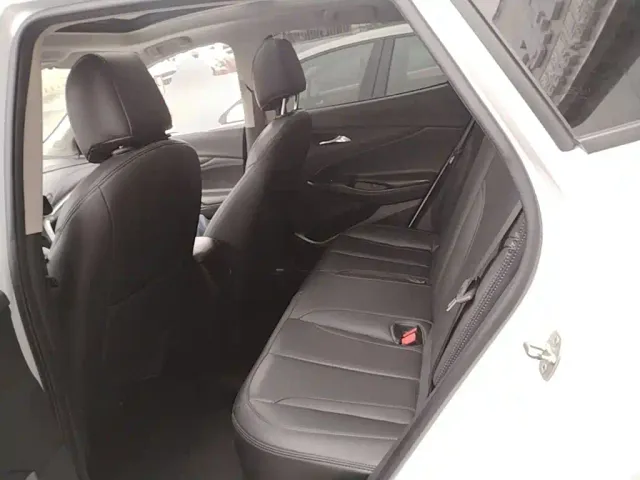 Buick Encore — Фото автомобиля 16