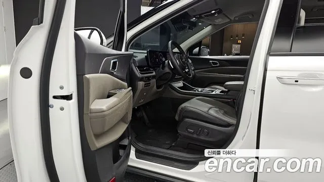 Kia Canival Новый Carnival 4 поколение Бензин 7 мест Noblesse — Фото автомобиля 10