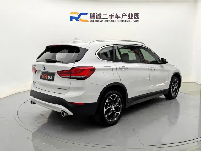 BMW X1 — Фото автомобиля 15