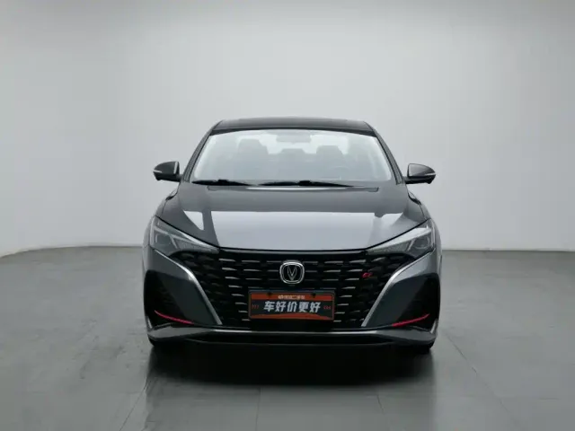 Changan Eado — Фото автомобиля 3