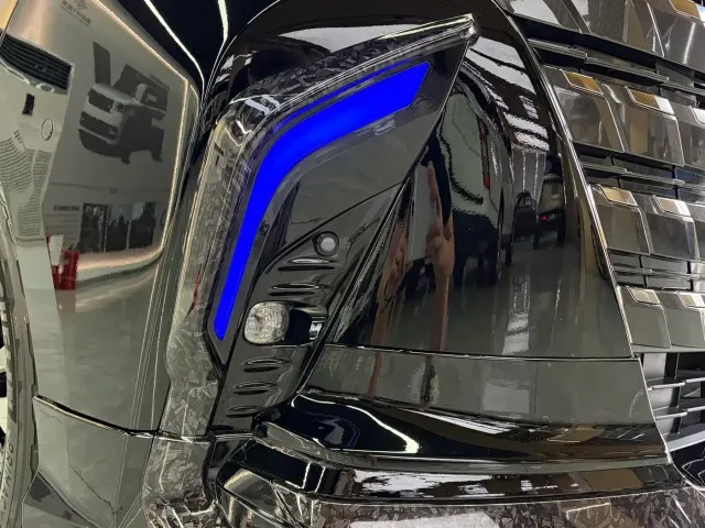 Toyota Alphard — Фото автомобиля 8